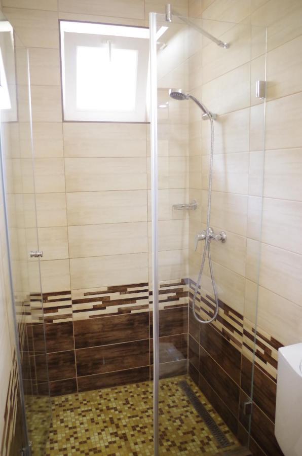Aranyhal Apartman ヘーヴィーズ エクステリア 写真